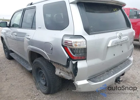 2022 Toyota 4Runner Sr5 z USA, uszkodzony, nr VIN JTEMU5JR8N6054775